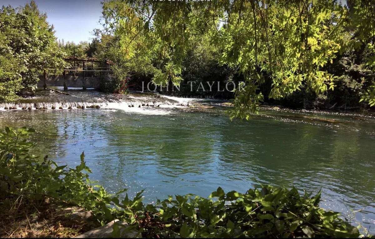 Vente bastide authentique du XVIe siècle – Cœur du Port de Sorgues - photo 17