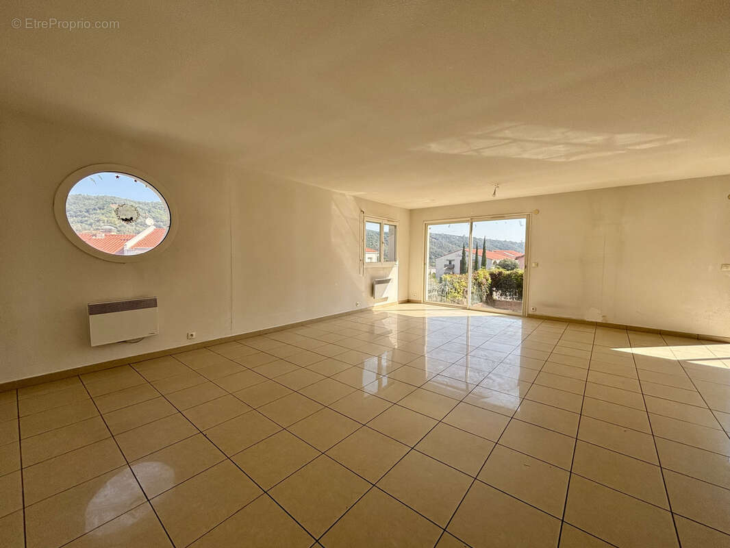 Maison T4 de 97 m2 avec jardin et garage   Amélie-les-Bains - photo 2