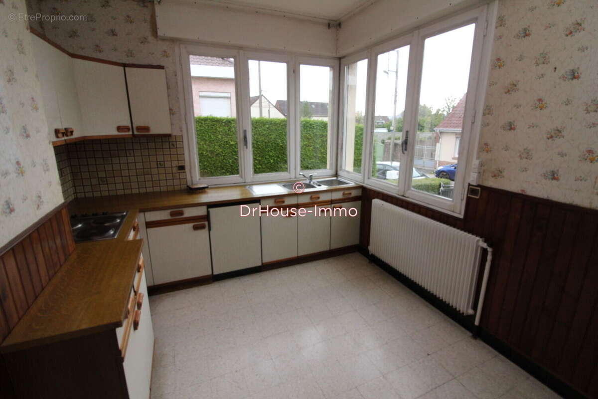 Maison à BRUAY-LA-BUISSIERE