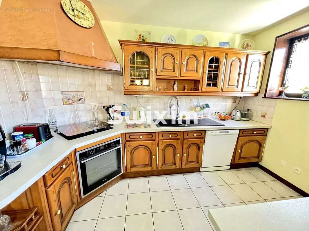Maison 339 m² à Bonnaud  - photo 10