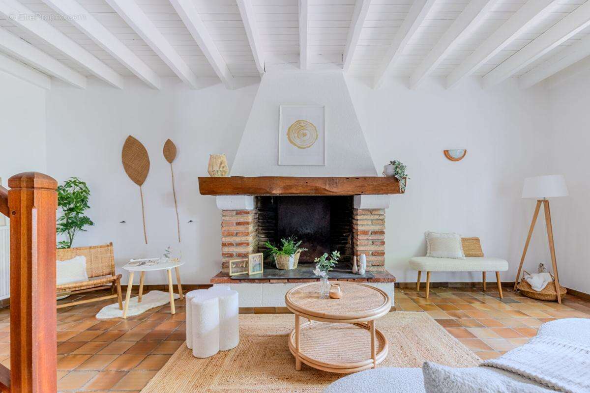 Maison  5 pièces 122 m2 Lanton - photo 2