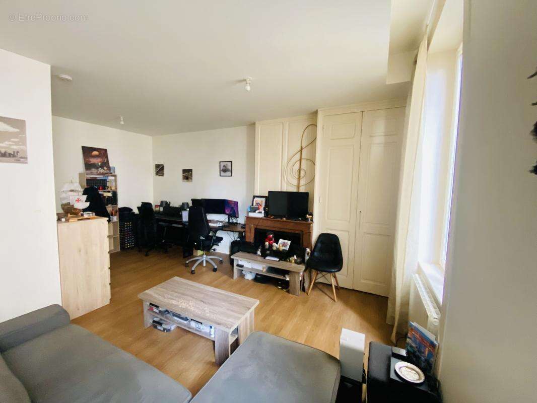 Appartement à LYON-9E