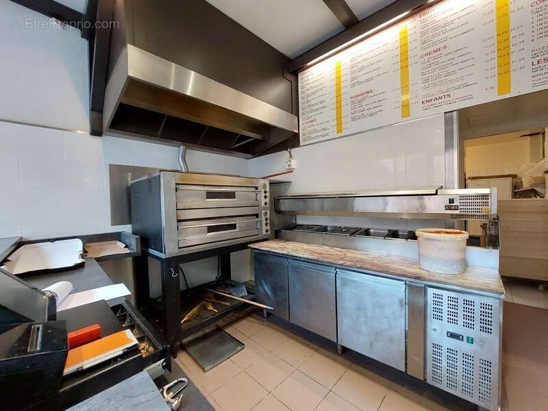 Commerce à AIX-LES-BAINS