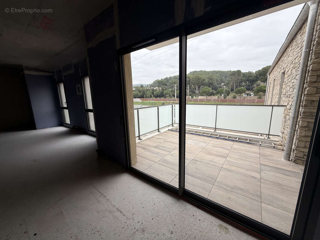 Commerce à SANARY-SUR-MER