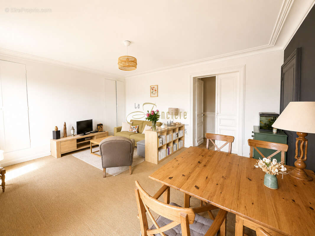 Appartement de charme au pied de la cathédrale de Bourges - photo 3