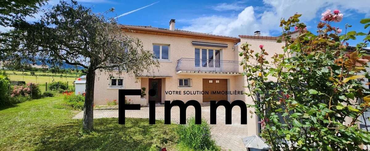Maison à PELUSSIN