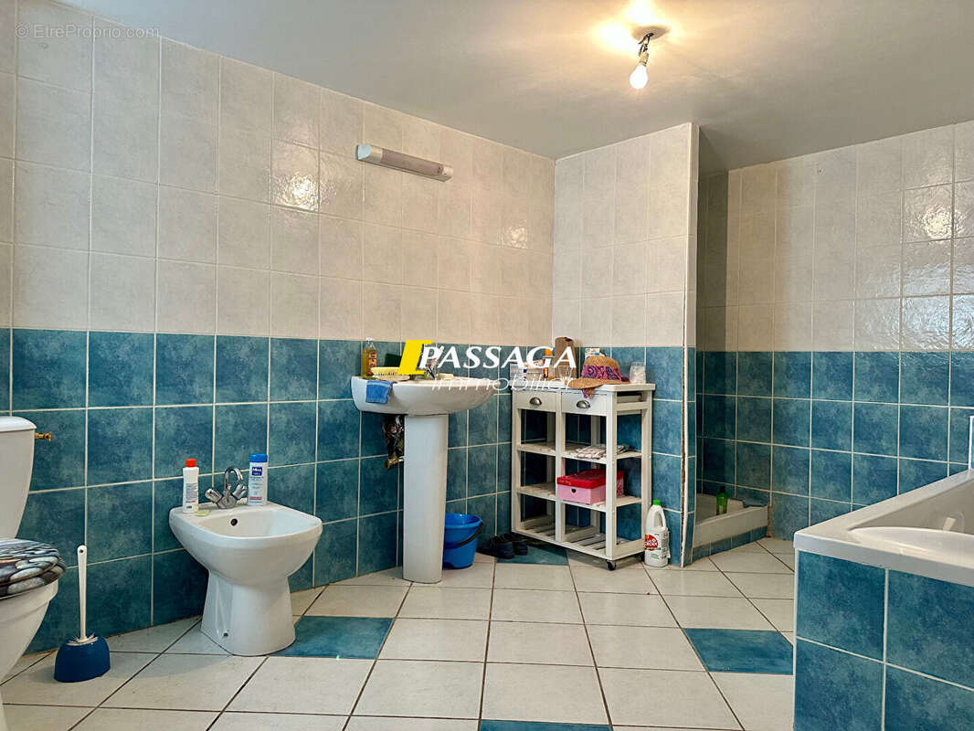 A VENDRE - Maison d'habitation de type 3 et jardin - RECOULES PREVINQUIERES - photo 10