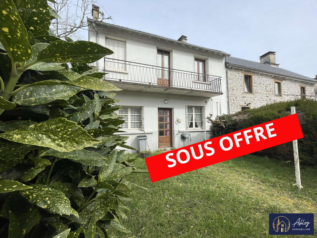 Maison à CHAMPS-SUR-TARENTAINE-MARCHAL