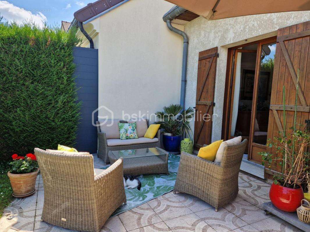 Maison à PONTAULT-COMBAULT