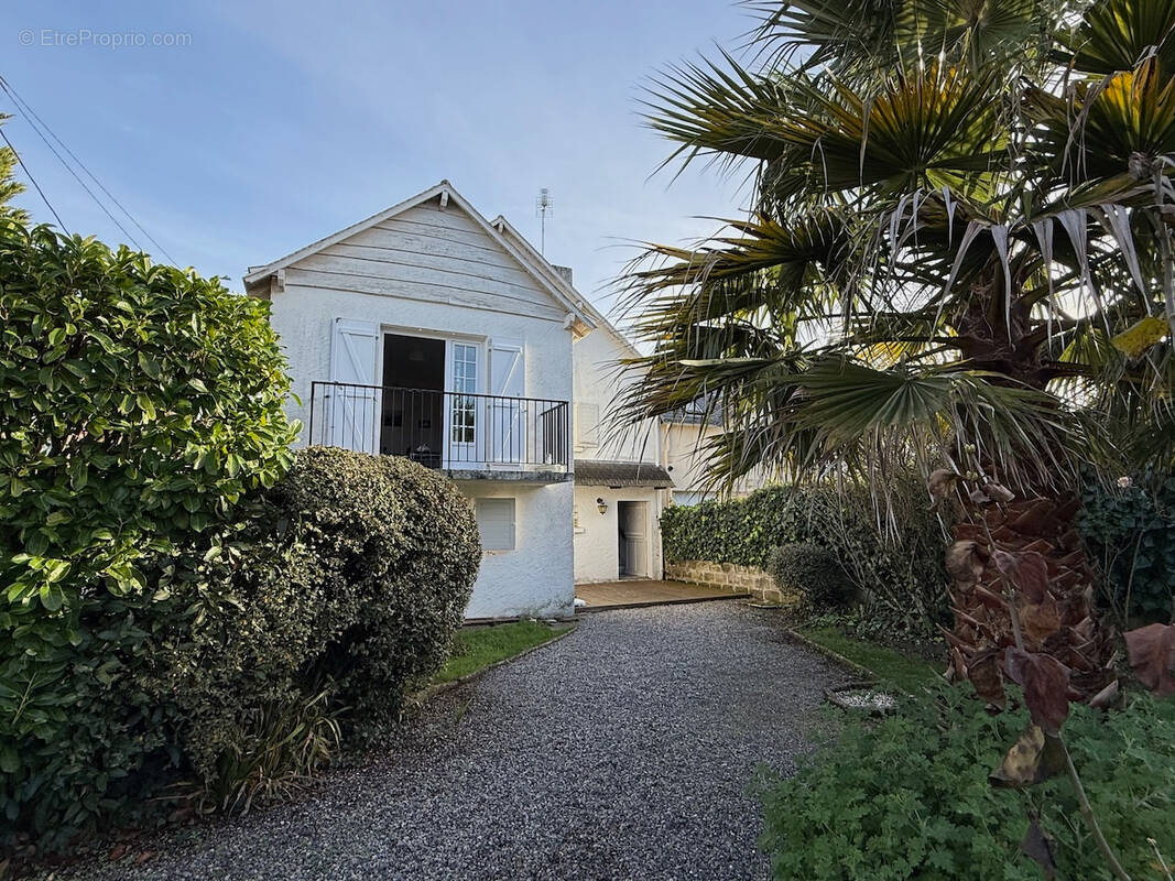 Maison à LE POULIGUEN