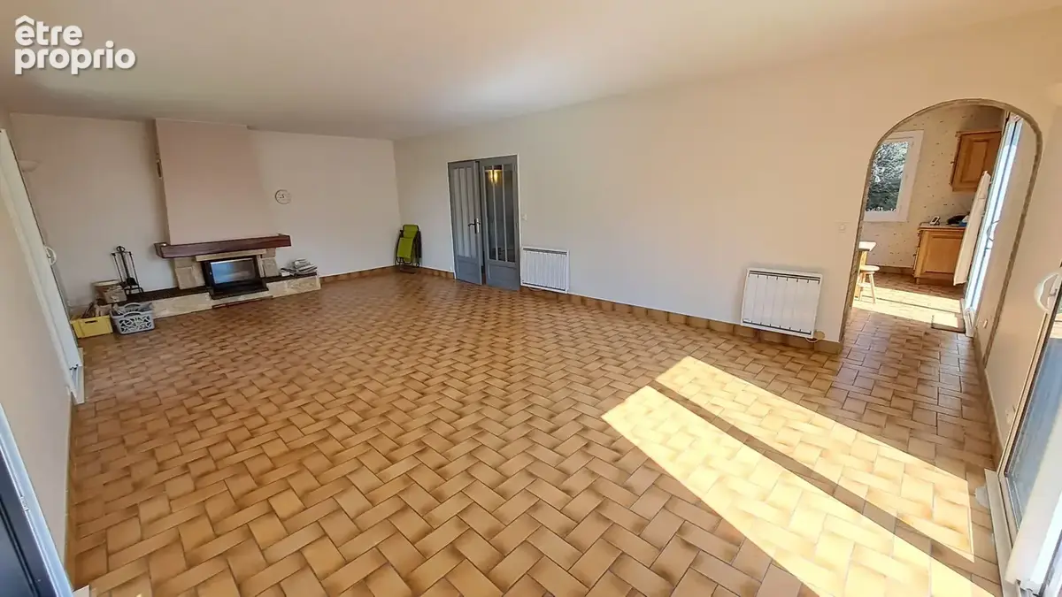 Maison de 8 pièces, 5 chambres, 220 m² - photo 3