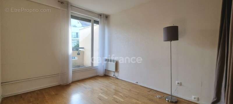 Appartement à HOUILLES