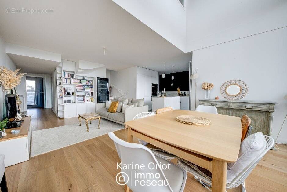 Appartement à GENNEVILLIERS