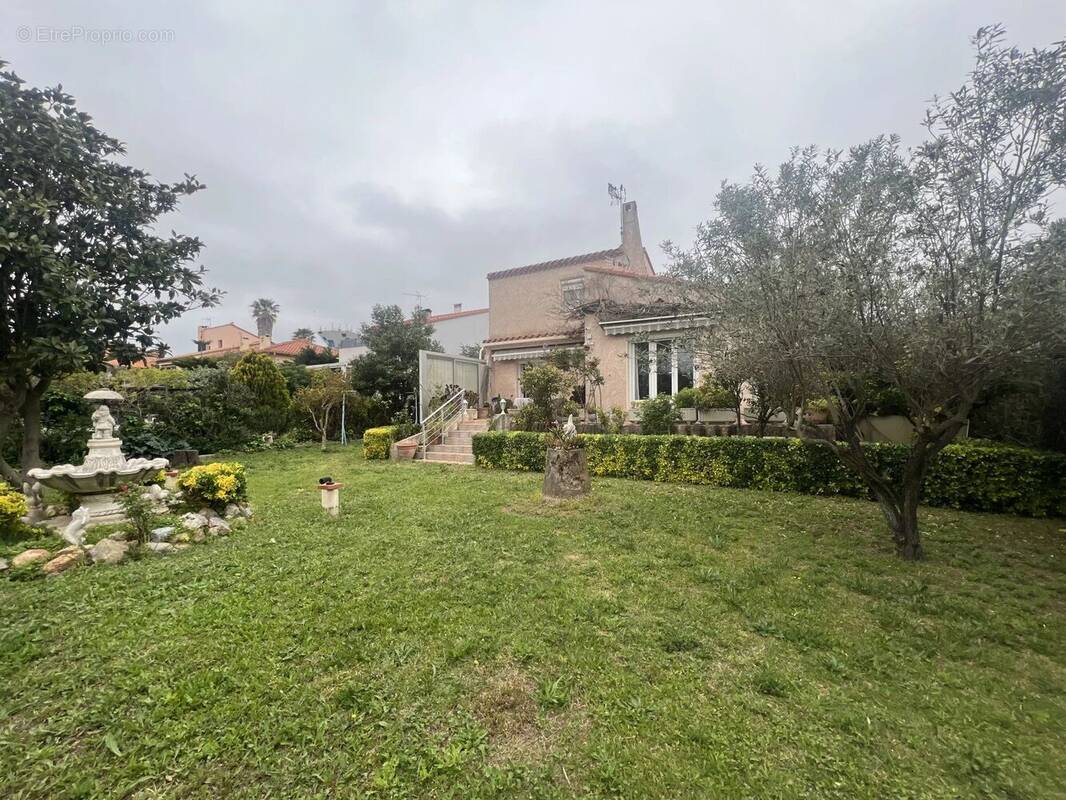 Maison à SAINT-CYPRIEN