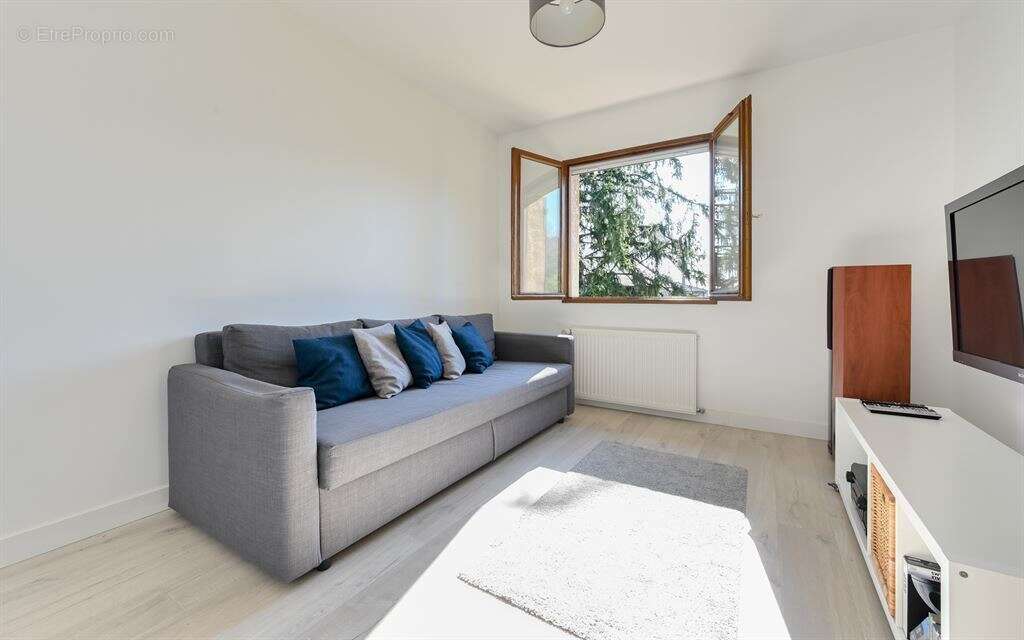 Maison à COLLONGES-AU-MONT-D'OR