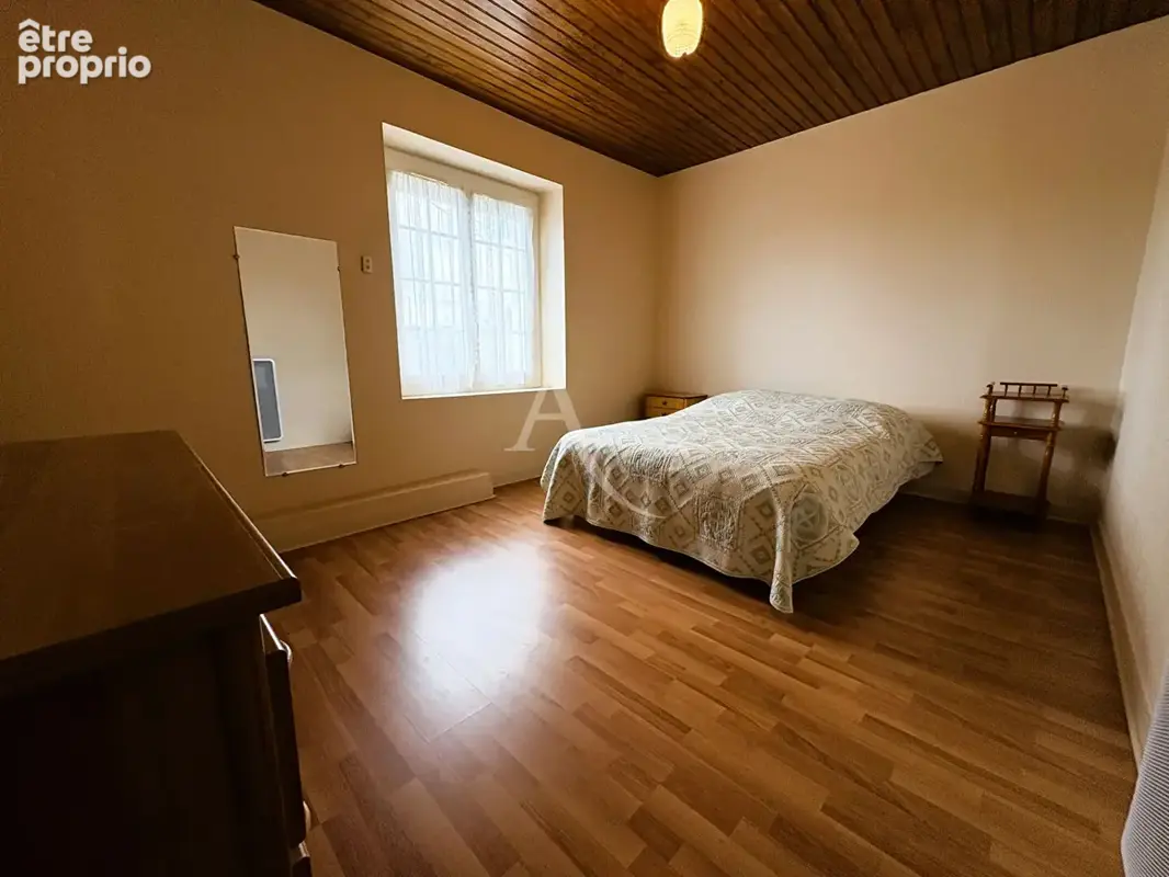 Maison 110m² avec dépendances et grand terrain - photo 5