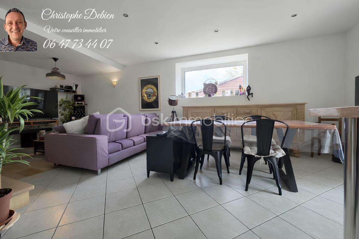 Maison à SAINT-GEORGES-DE-MONTAIGU