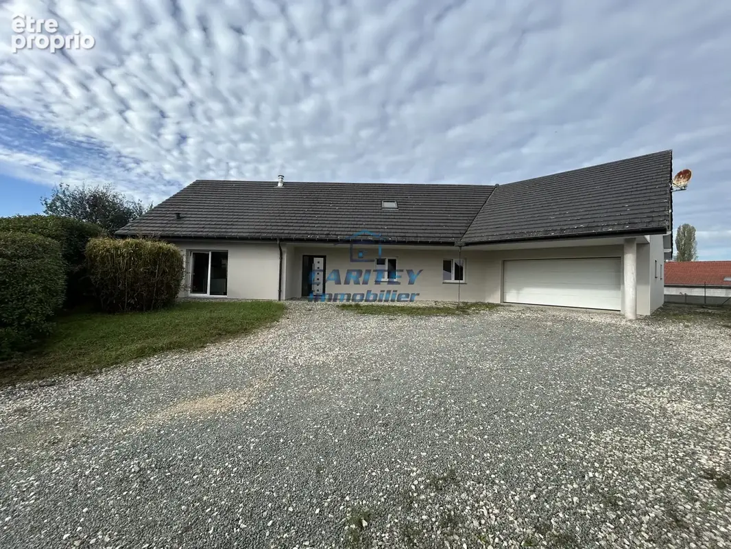 Maison à MAGNY-VERNOIS