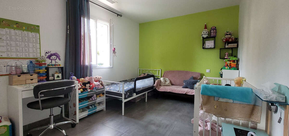 Maison à SUZE-LA-ROUSSE