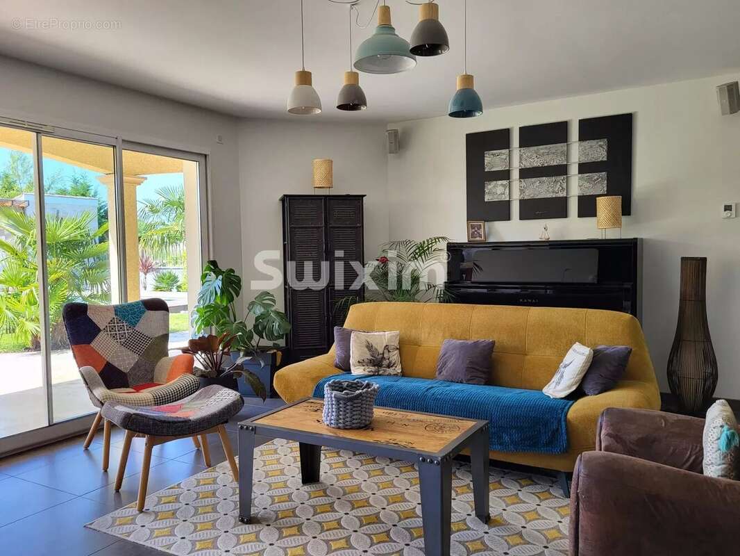 Superbe villa de 160 m² avec piscine à Charnay-lès-Mâcon - photo 6