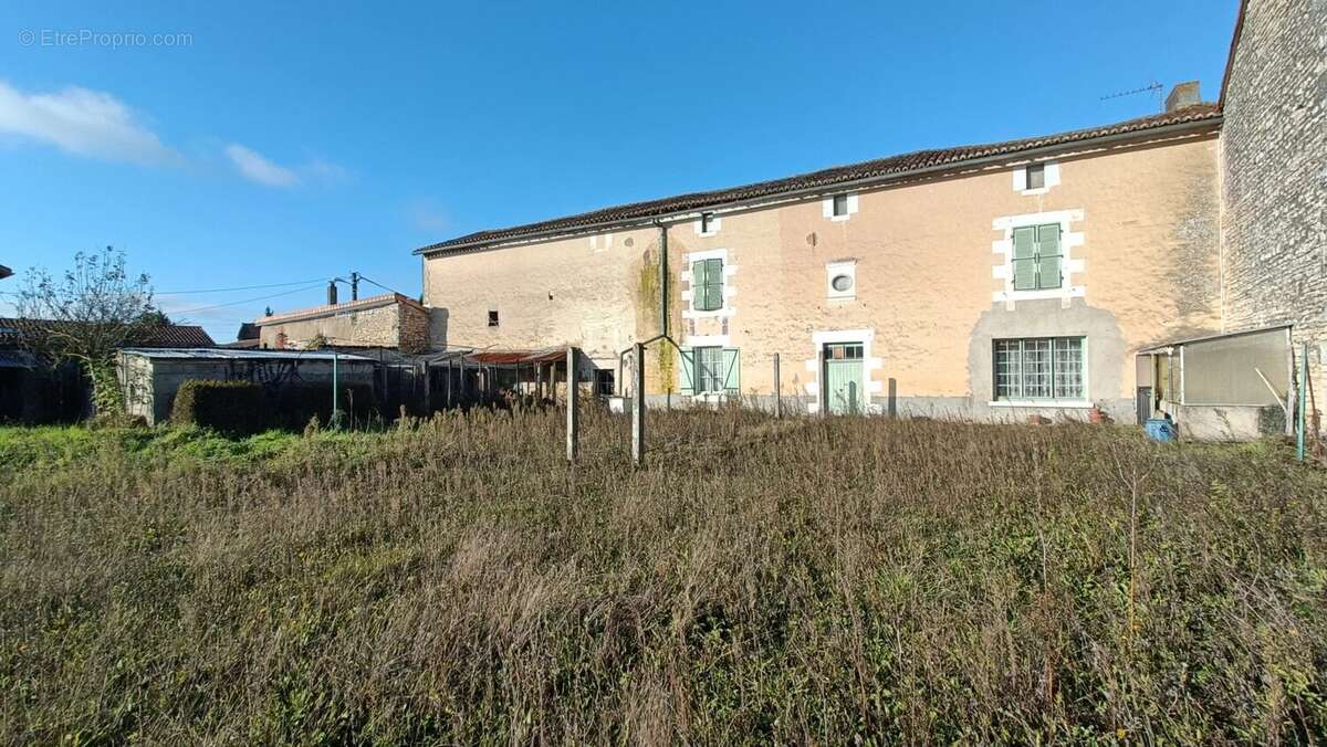 Maison ancienne neuville de poitou - photo 4