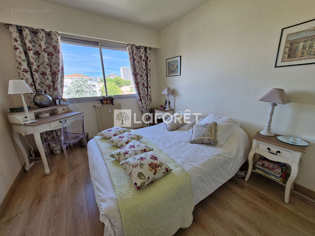 Appartement à MARSEILLE-9E