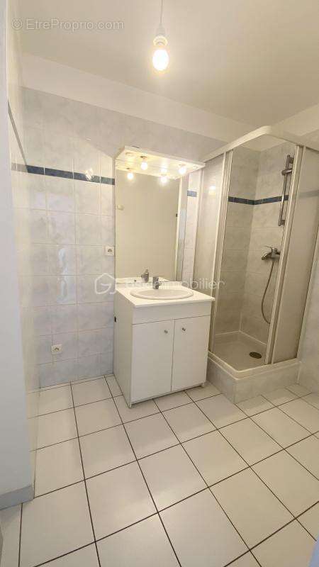 Appartement à LENTILLY