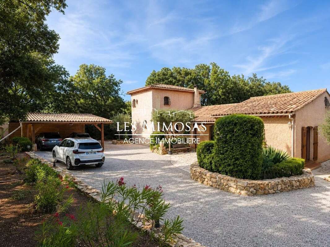 Maison à FREJUS