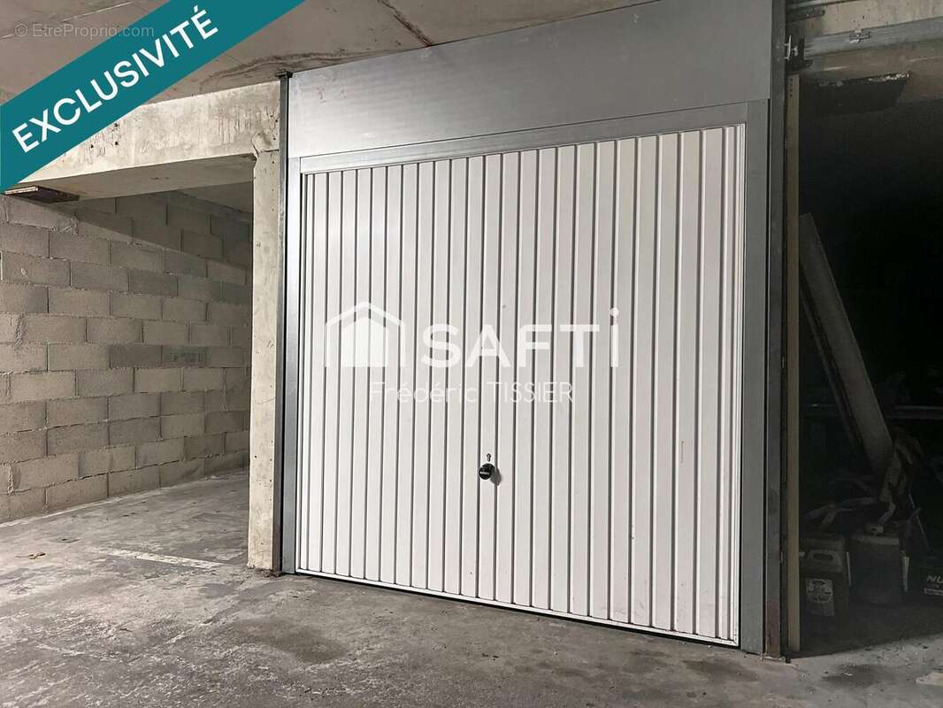 Photo 4 - Parking à GRASSE