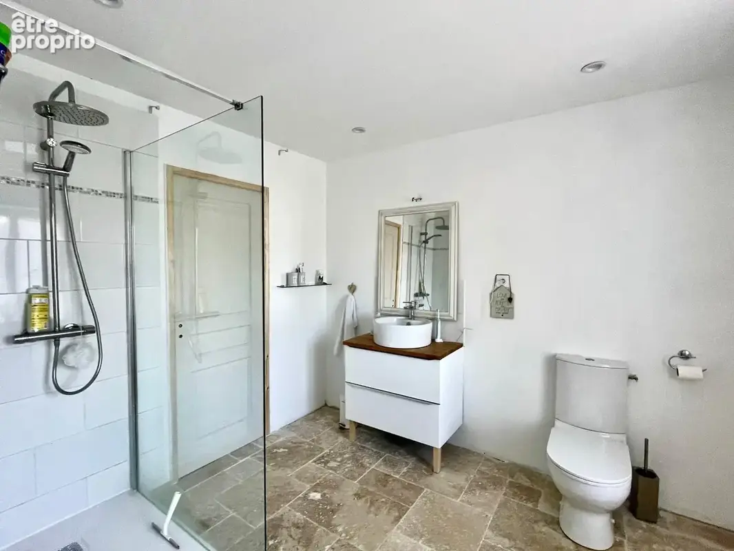 Jolie maison en pierre - photo 15