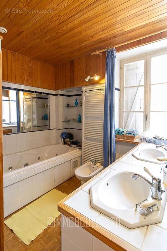 Appartement à VOUSSAC