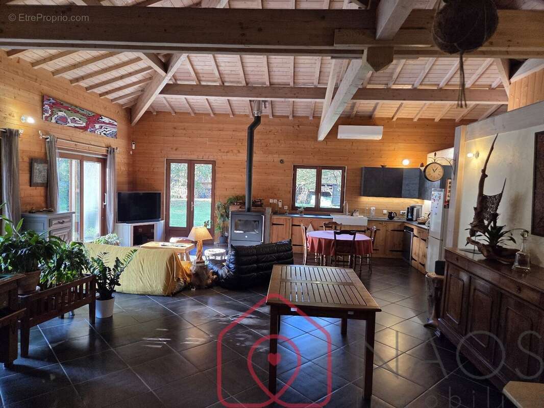 Maison à LABOUHEYRE