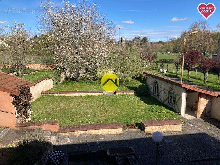 Maison à DONZY