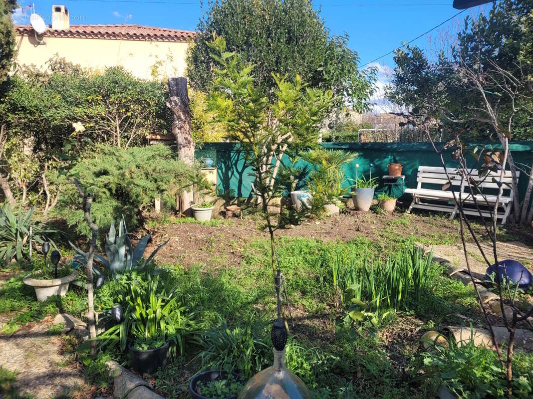 Maison à AUTIGNAC