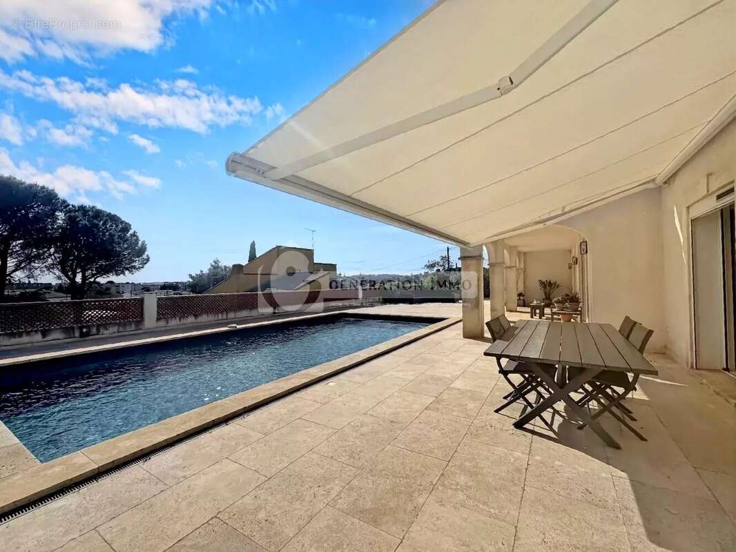 Belle Maison avec Piscine à vendre surles hauteurs de Beaucaire - photo 5