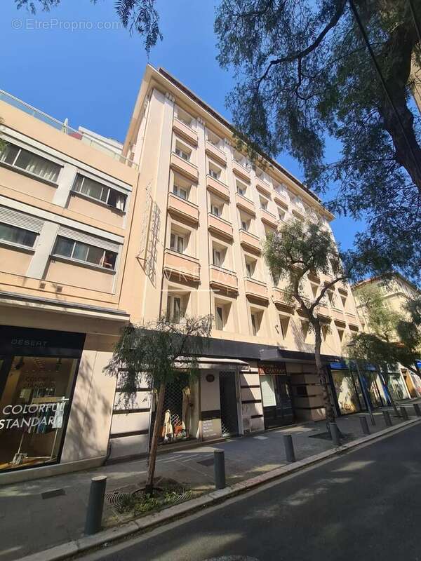 Bel appartement 3 pièces au dernier étage avec balcon – Nice Carré d'Or - photo 18