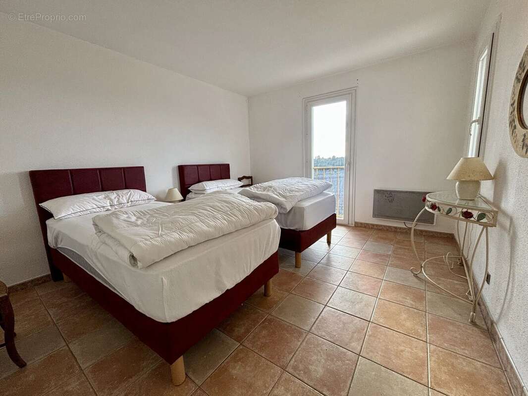 Maison à LA LIVINIERE