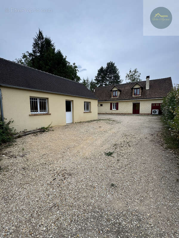 Maison à VOULX
