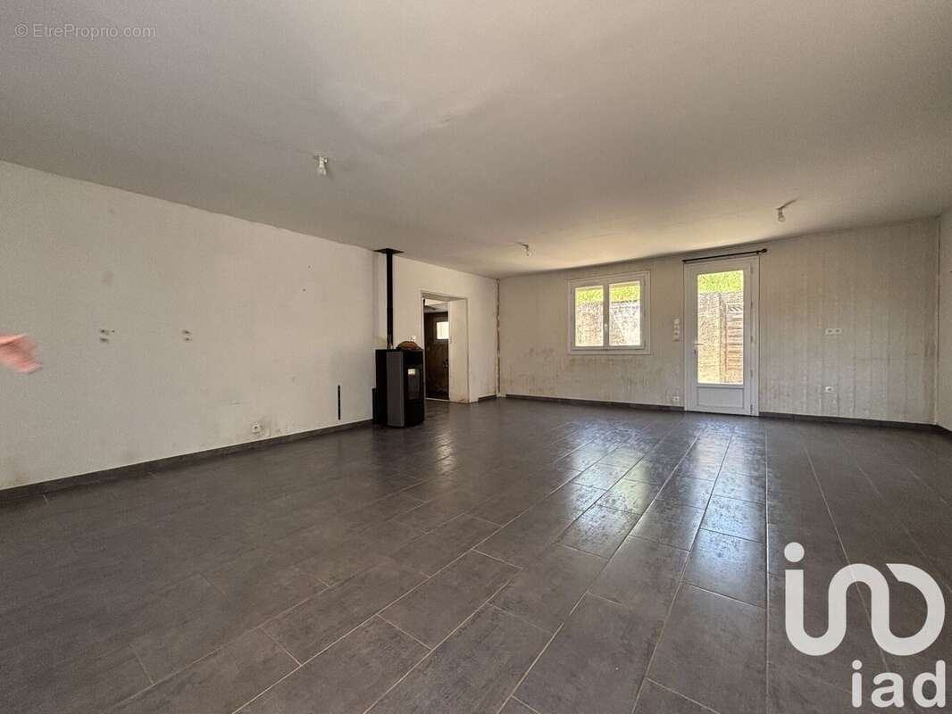 Photo 6 - Maison à MOUZEUIL-SAINT-MARTIN