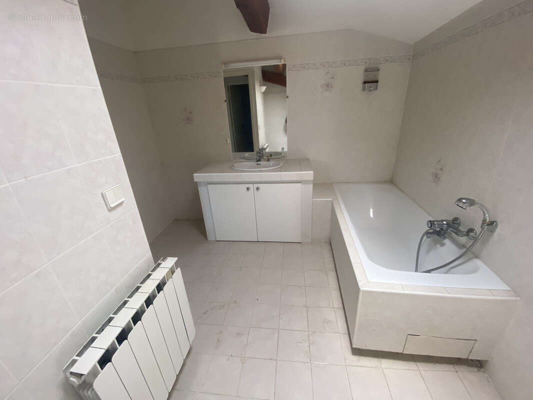 Maison à SPERACEDES