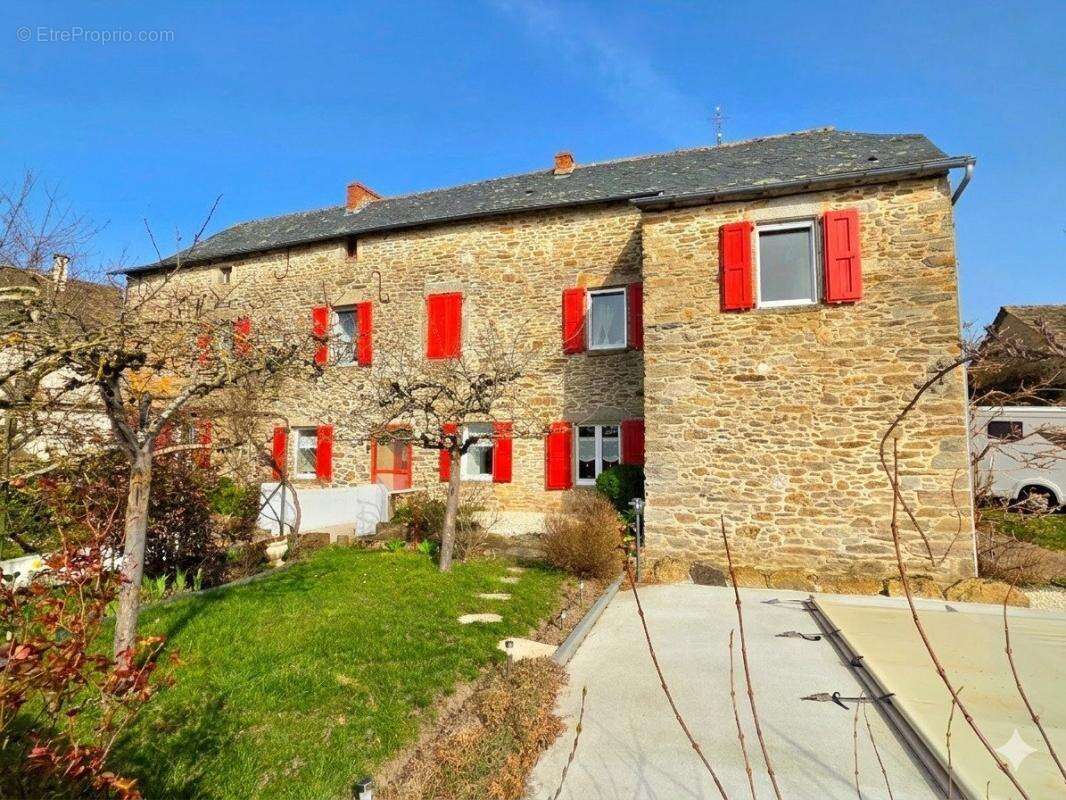 Maison à SAUVETERRE-DE-ROUERGUE