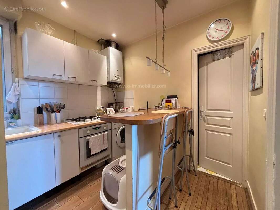 Appartement à PARIS-11E