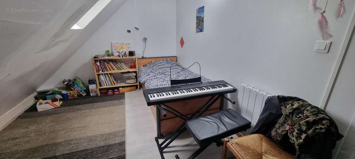 Maison 88 m² à Brennilis  - photo 7