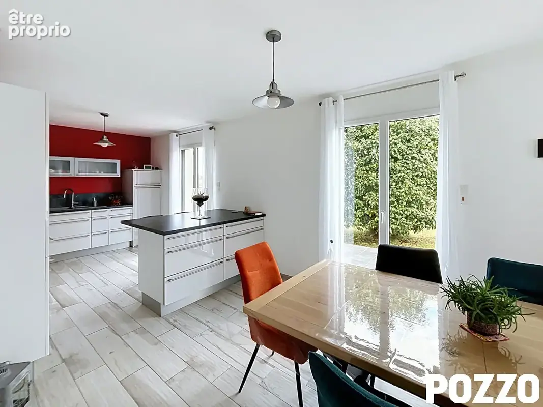 A VENDRE Maison rénovée Saint Hilaire Du Harcouet 5 pièce(s) 118 m2 - photo 9