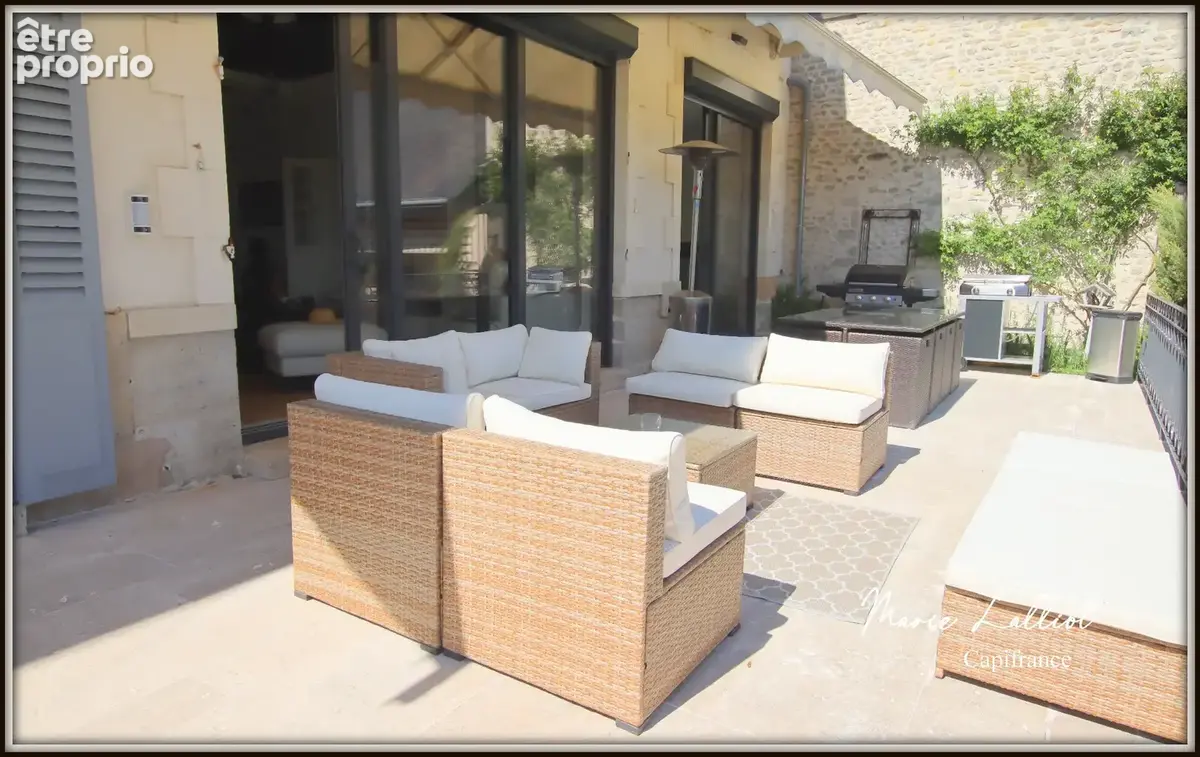 Maison à vendre 11 pièces PITHIVIERS (45), 370m², 5 chambres, séjour 45m², piscine, garage, parc arboré de 2500m², sous-sol - photo 2