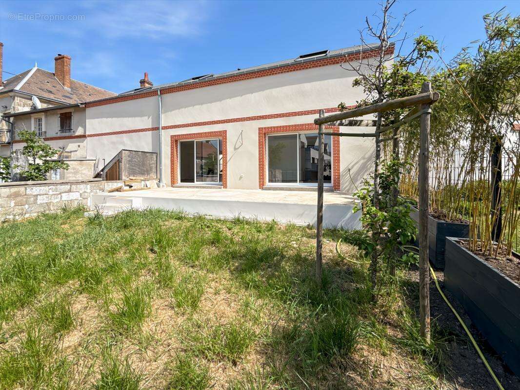 Maison à SAINT-CYR-EN-VAL
