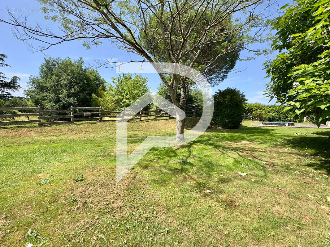 Maison à BEAUPOUYET