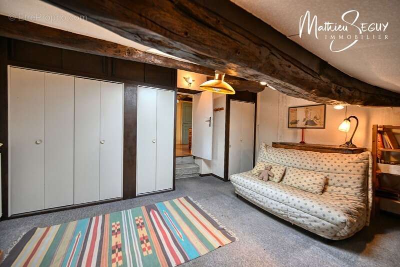 Maison à SAINT-MARTIN-EN-HAUT