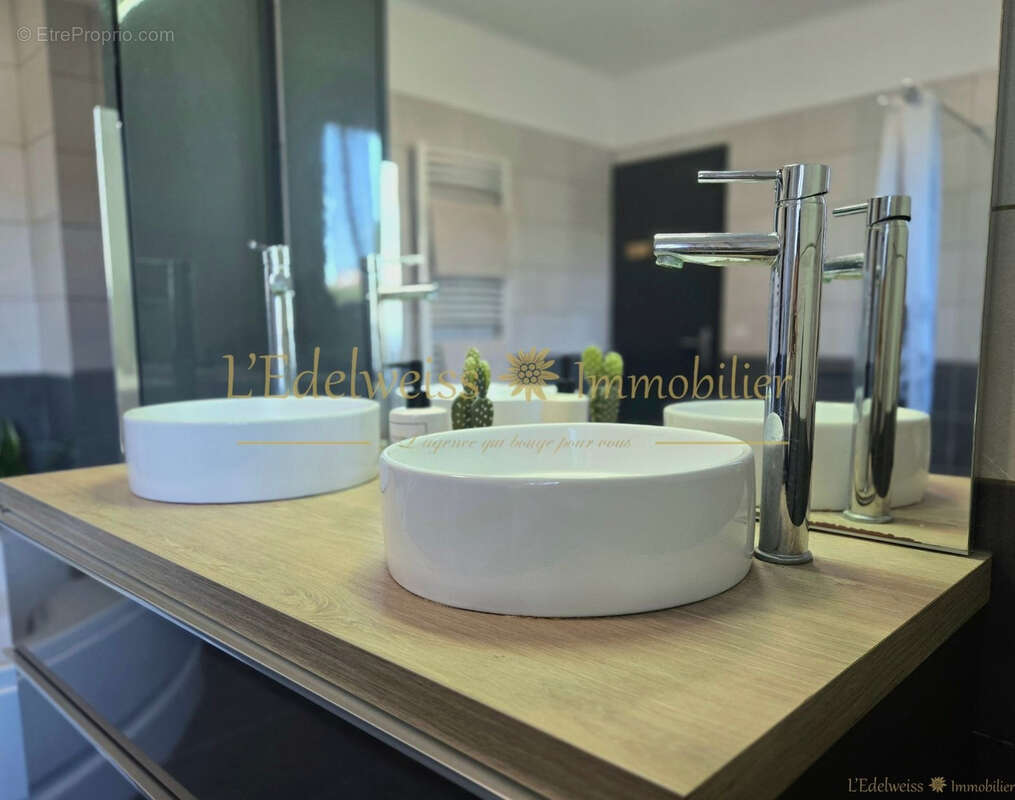 Maison à BOUILLARGUES