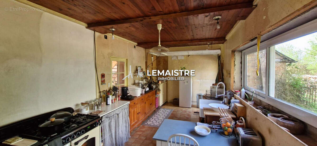 Maison à vendre - Axe Yvetot / Yerville - 232 m² - 6 chambres - Atelier - Terrain de 4 700 m² - photo 9